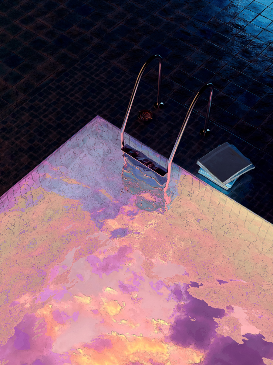 Fotografie eines Pools mit rosa Wolkenreflexion und einem Handtuch daneben.