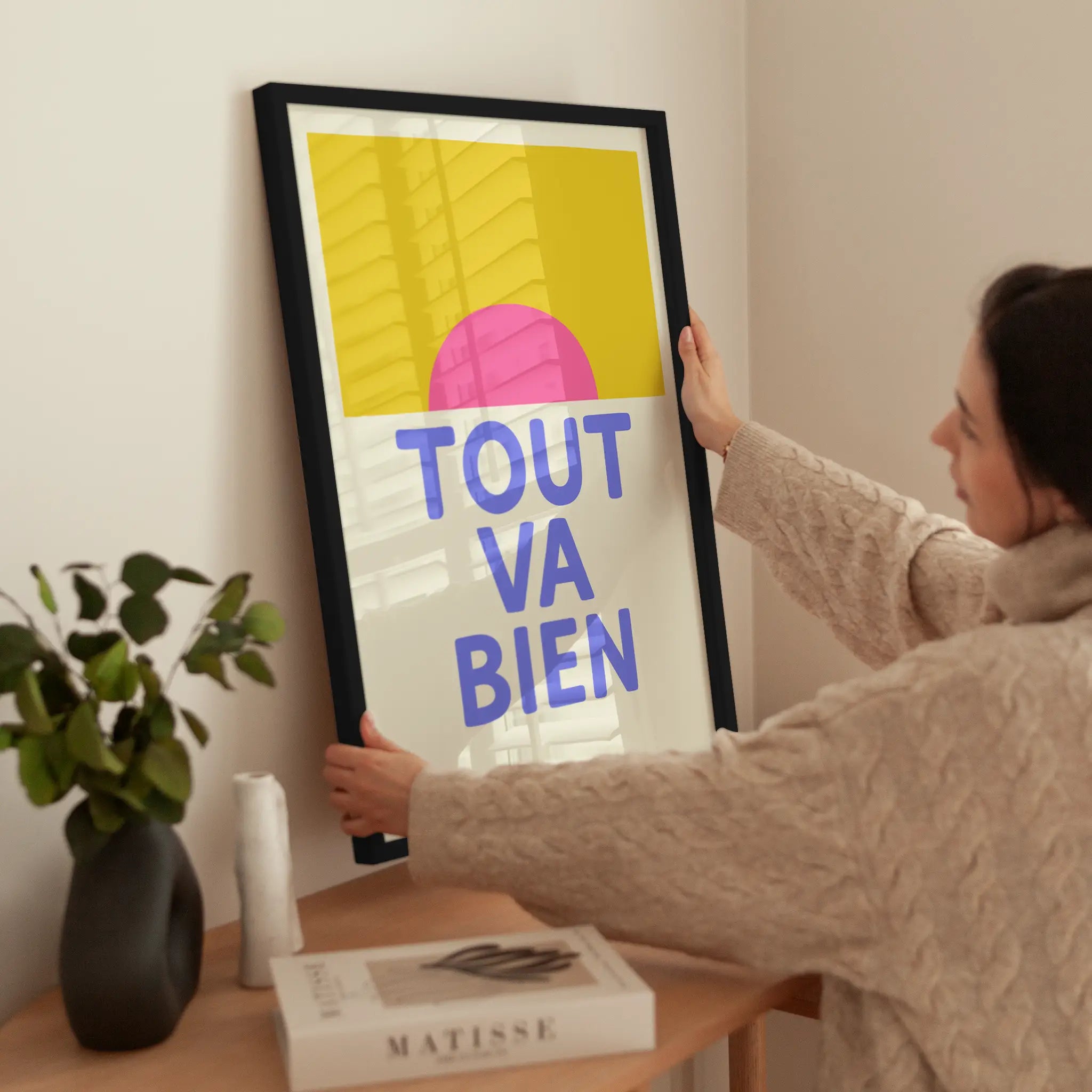 Tout Va Bien wird aufgehängt