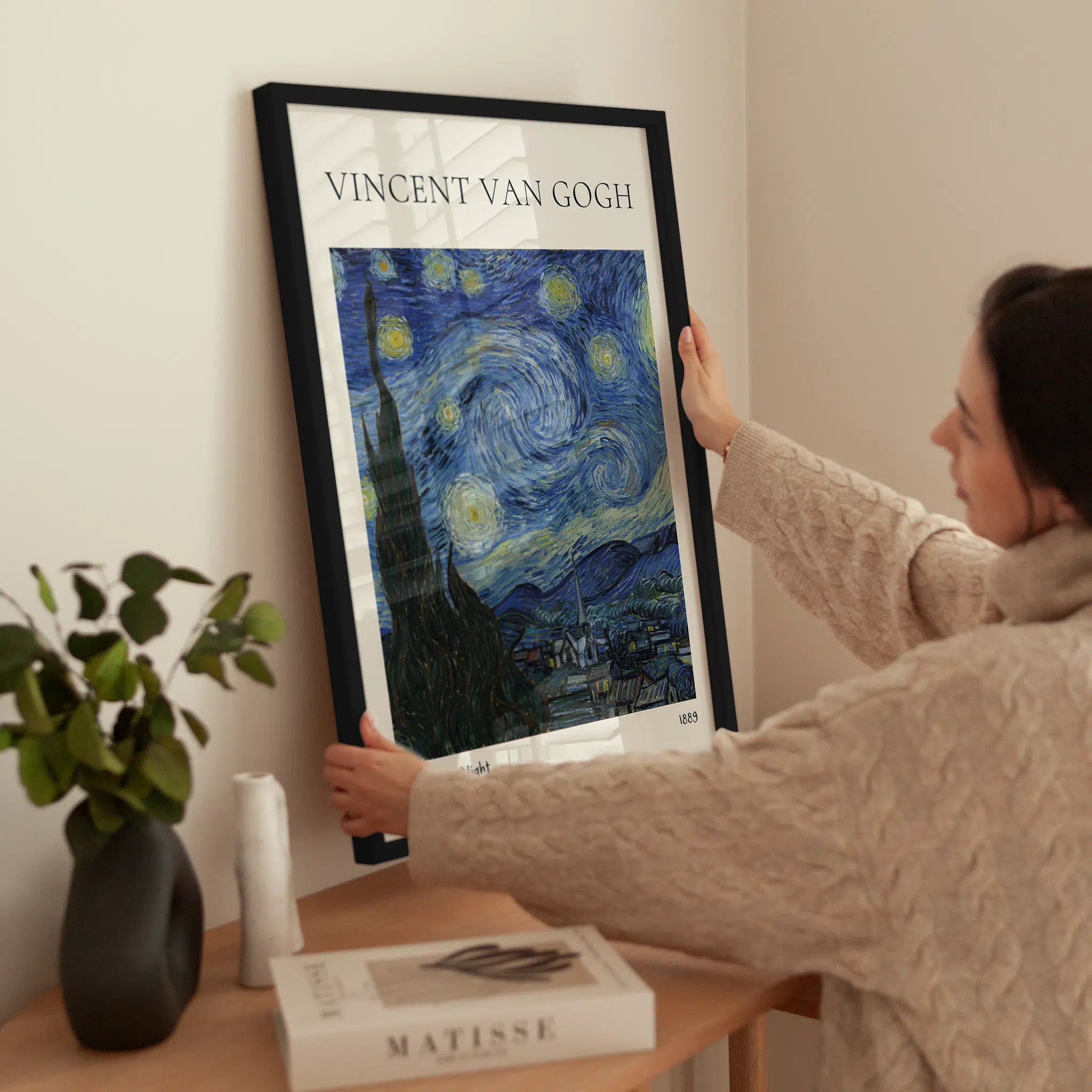 Van Gogh — The Starry Night wird aufgehängt