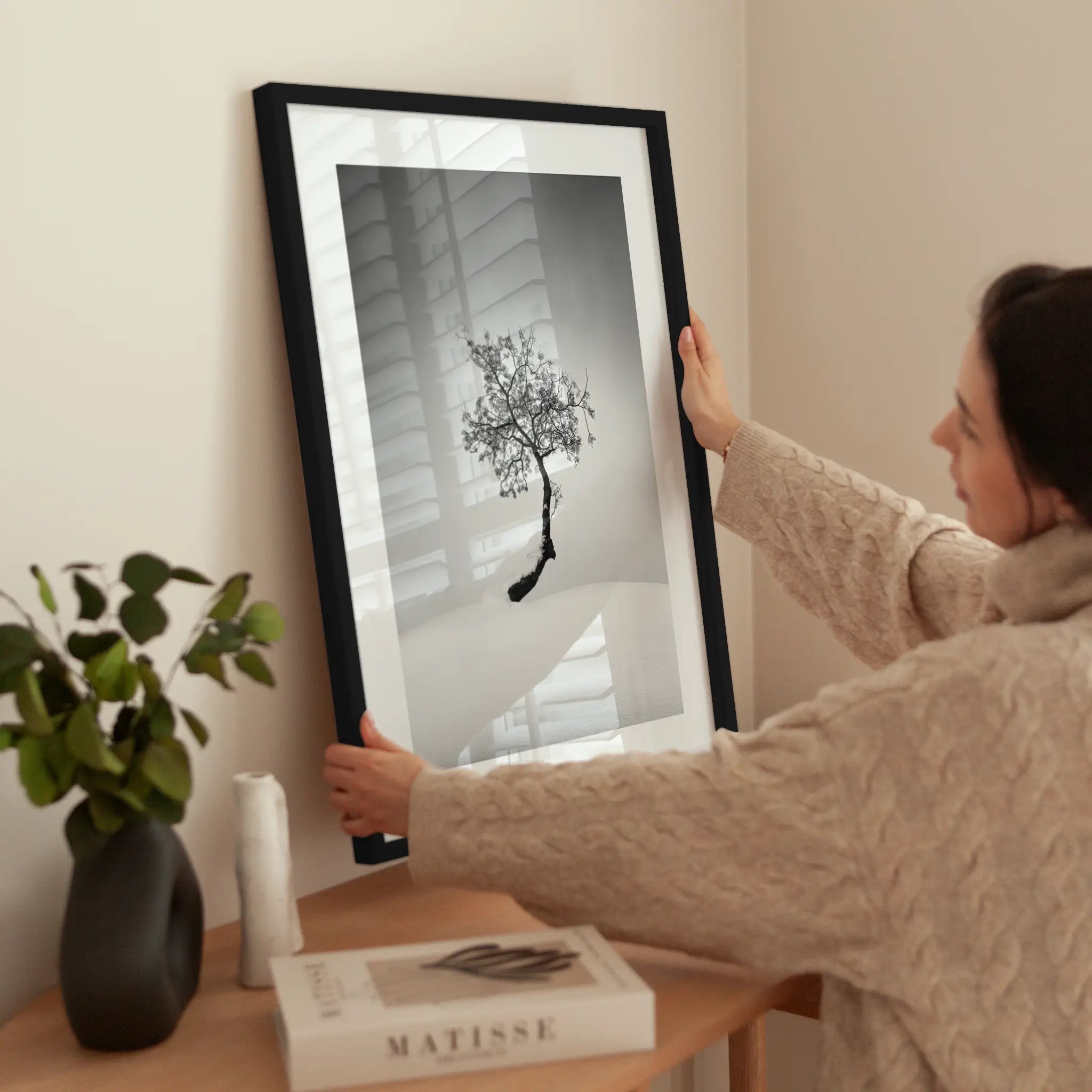 Winter Tree wird aufgehängt