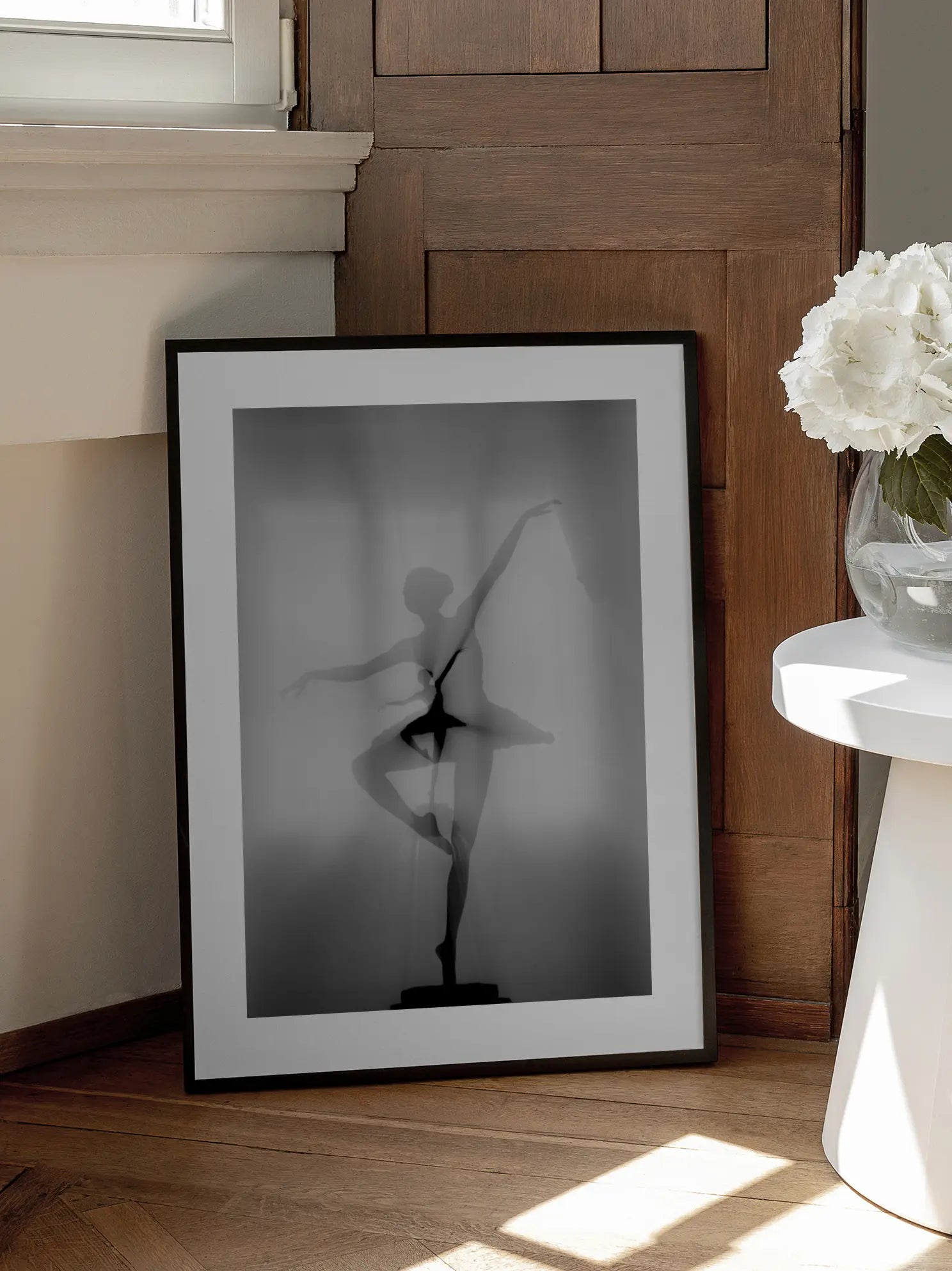 Ballerina in Black and White Poster