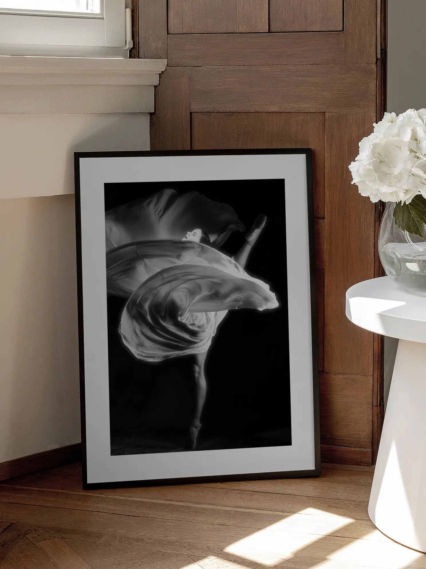 Her Gowing Face Poster