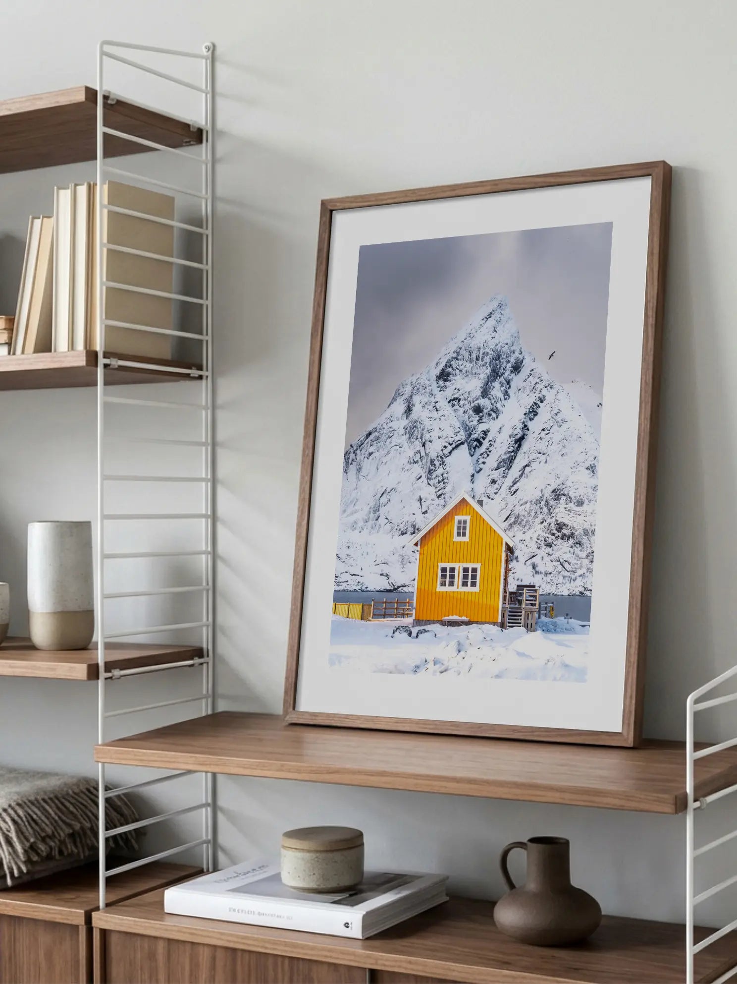 The House with the Mountain Poster